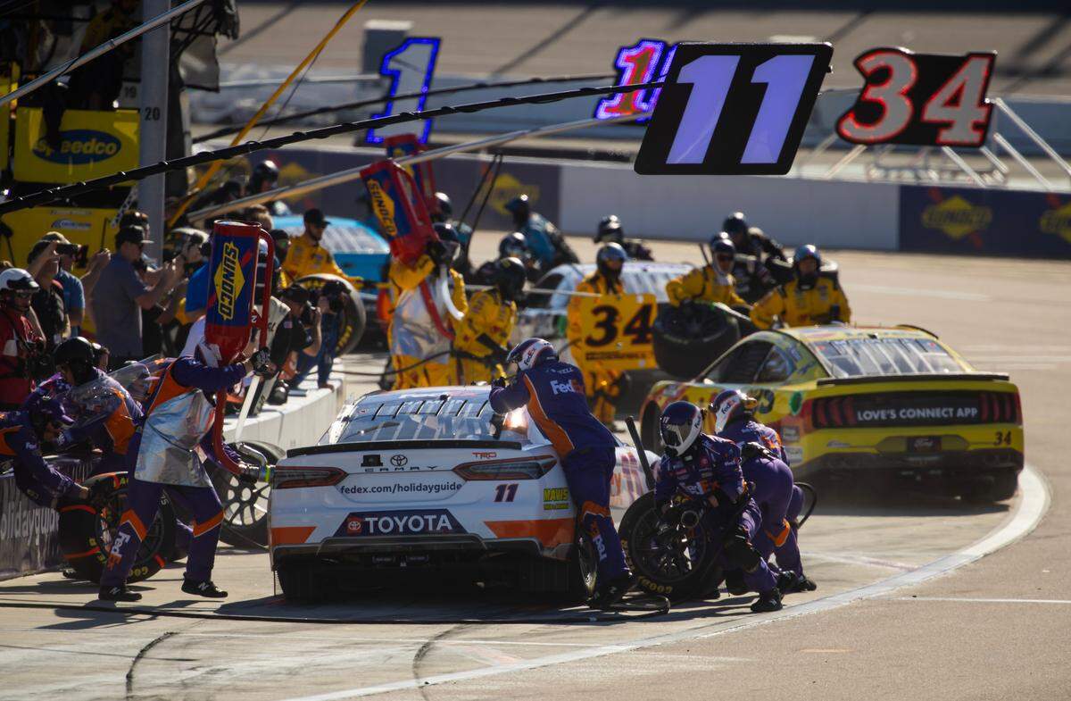 Denny Hamlin (11) pits during the NASCAR Cup Series Championship race at Phoenix Raceway on Nov. 5, 2023, in Avondale, Ariz.