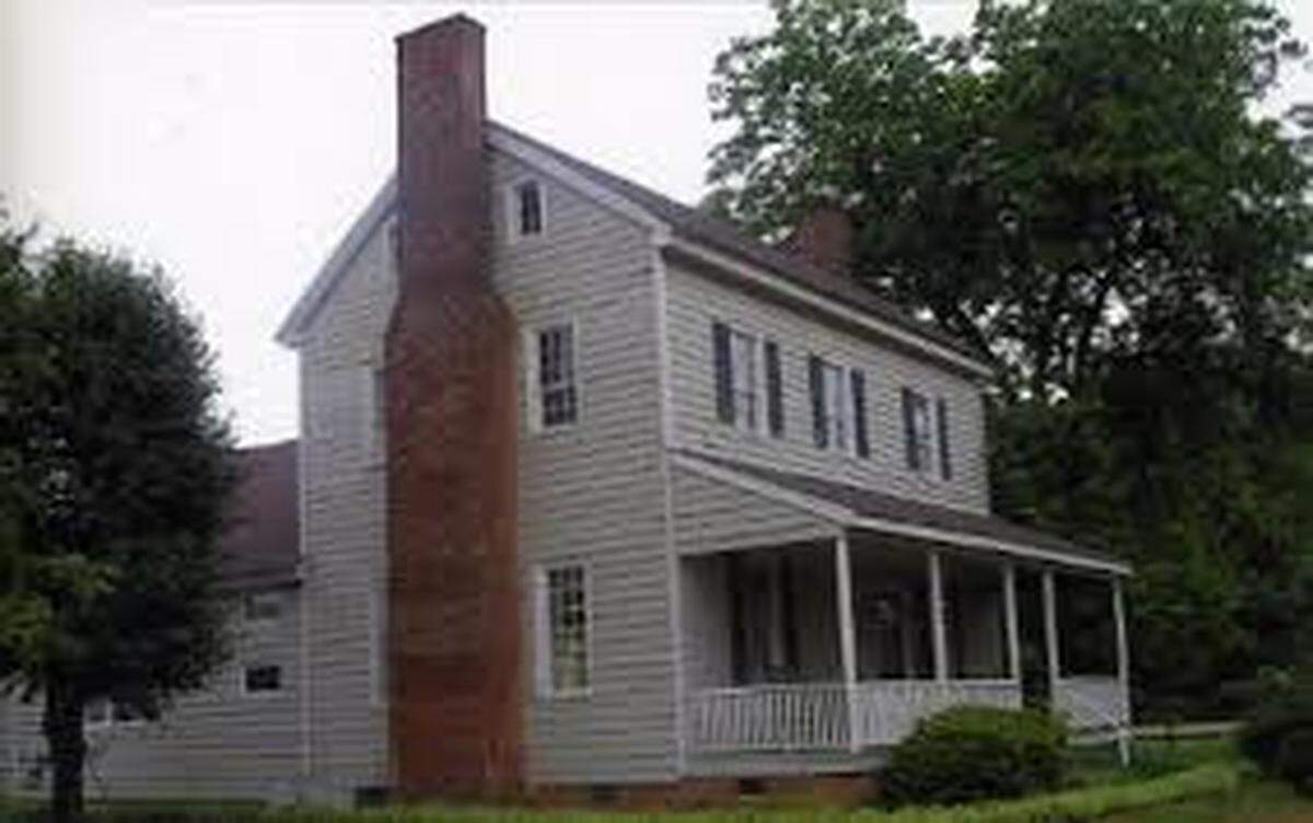 A 1978 photo of the Willaim Grier House in Steele Creek, a historic landmark.