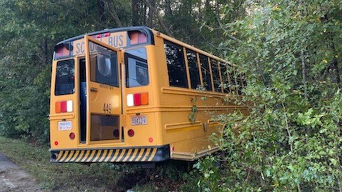 A school bus crash in Union County injured three students and the driver Monday morning after it ran off the road.