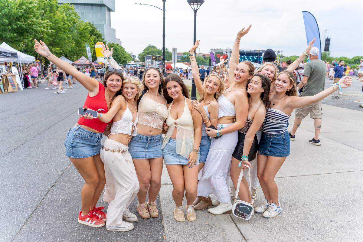 Fans at Lovin’ Life Music Fest 2025.