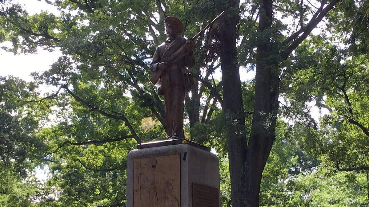 University of North Carolina’s Silent Sam statue