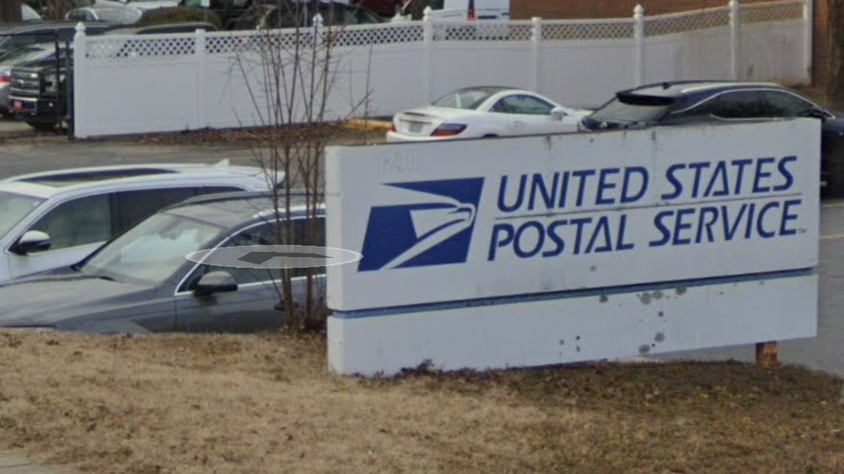 Photo of United States Postal Service office.