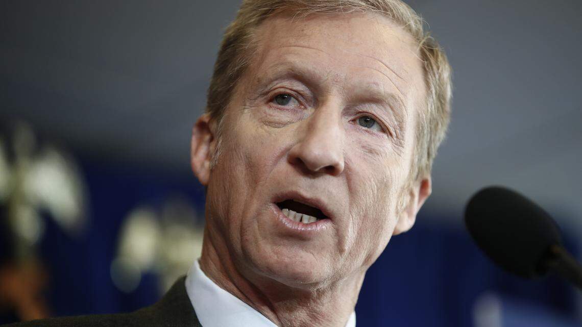 Billionaire environmental activist Tom Steyer speaks during a news conference in 2018.