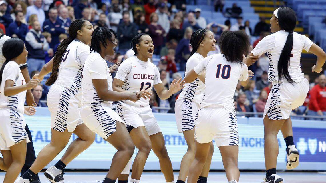 Observer readers select the top high school girls’ basketball teams of the past 40 years