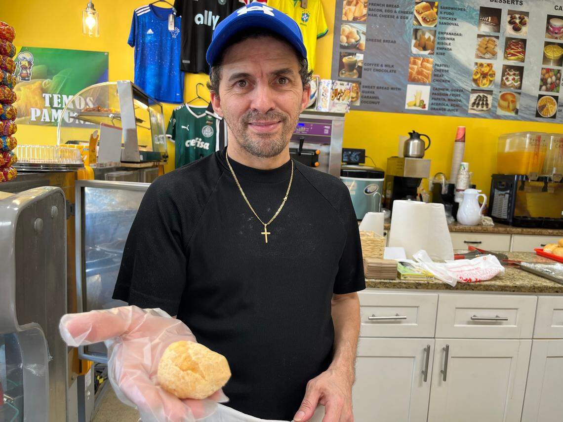 Tropical Brazilian Bakery owner Rui&nbsp;Oliveira makes fresh Brazilian cheese bread, or pão de queijo.