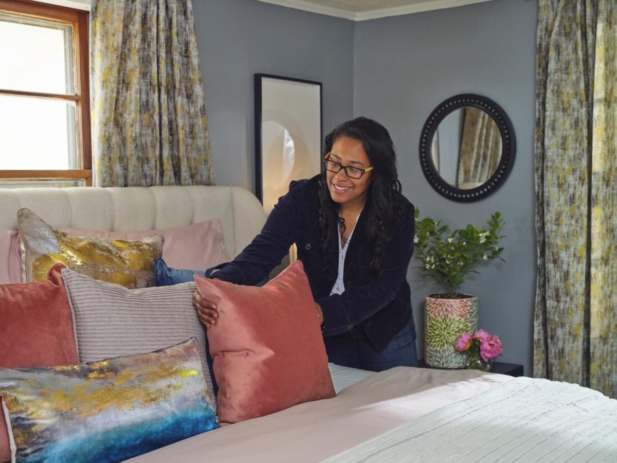Ursula Carmona, host of the show “Table Wars: The Look for Less”, is now hosting her Greensboro guest house on AirBnB.