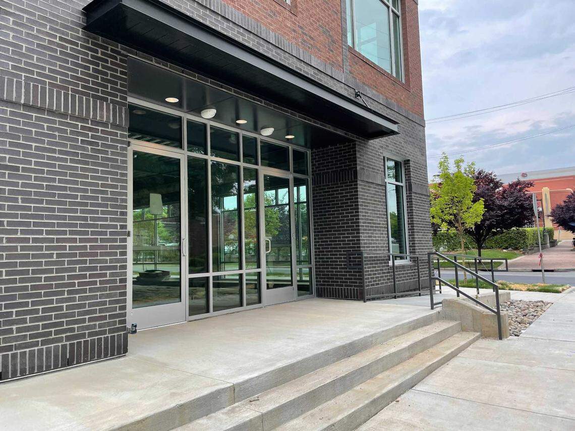 Southern Strain Brewing Co. is closing its location beside Harris Teeter at 1800 Central Ave. in Plaza Midwood.