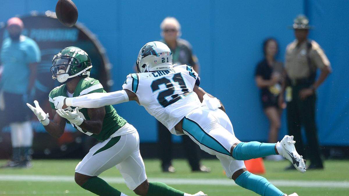 Carolina Panthers safety Jeremy Chinn, breaks up a pass meant for New York Jets wide receiver Elijah Moore, left, during first quarter action at Bank of America Stadium in Charlotte, NC on Sunday, September 12, 2021. The Panthers defeated the Jets 19-14.