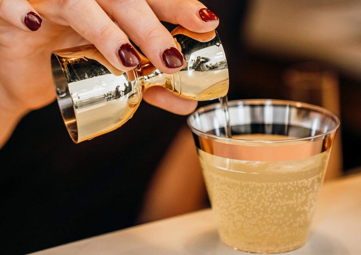 Some the Roaring Social’s non-alcoholic drinks contain adaptagins, which are plant-based mood boosters, along with Delta 8 THC.