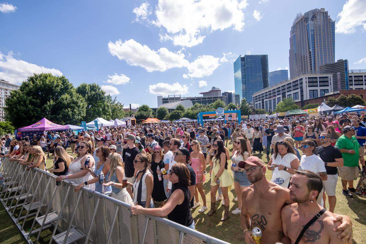 Fans at Lovin’ Life Music Fest on Sunday, May 4, 2025.