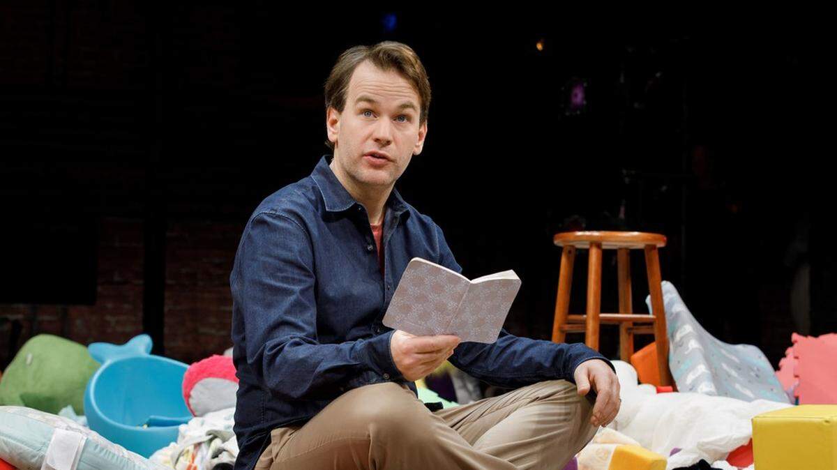 Mike Birbiglia will perform his one-man play “The New One” at Knight Theater on Oct. 8