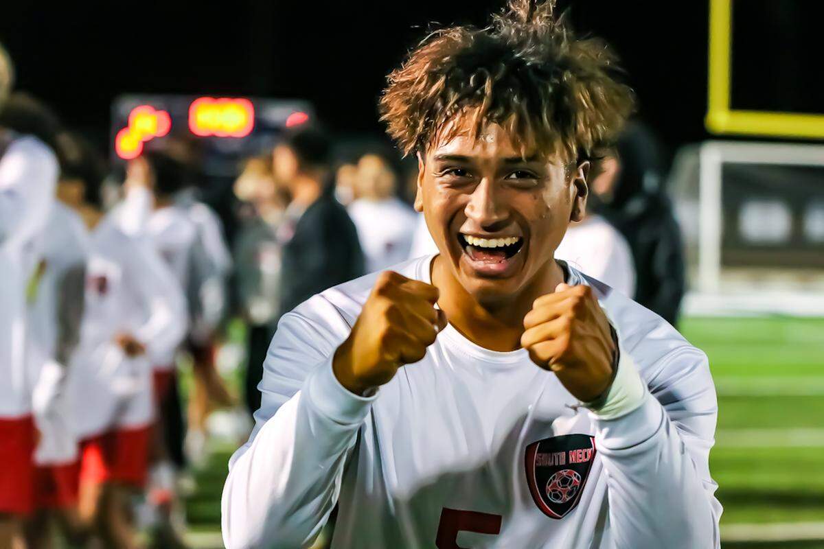 South Mecklenburg Jumps As They Win And Advance To The State Playoffs