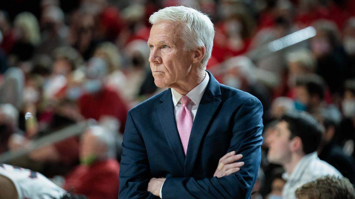 At 71, Davidson basketball coach Bob McKillop retires. His son will replace him