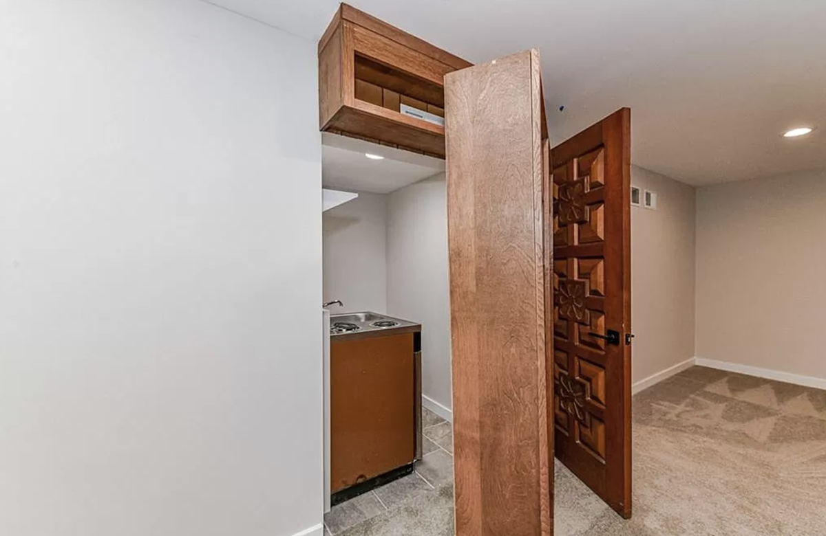 A secret room behind one of the hand-carved doors.