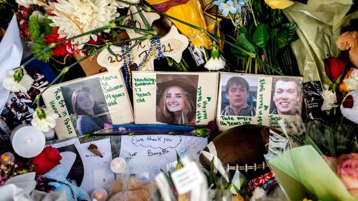 Two CMS students. Two opposing views on clear backpacks.