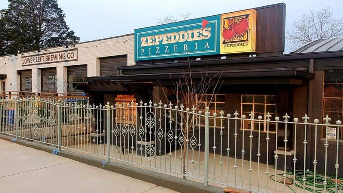 Zepeddie’s Pizzeria, a popular Charlotte pizza restaurant in the 1990s, will reopen in a new location in summer 2024.