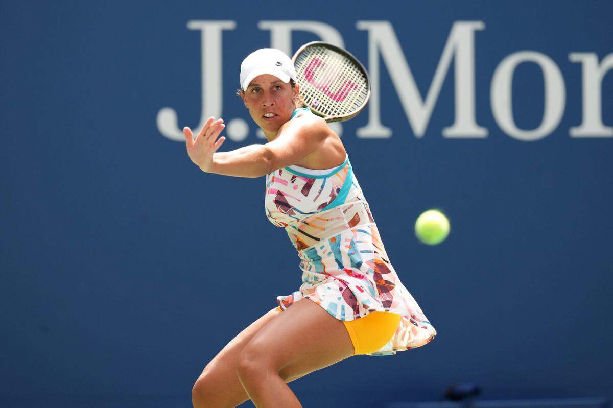 Sep 2, 2023; Flushing, NY, USA; Madison Keys of the United States hits to Liudmila Samsonova on day six of the 2023 U.S. Open tennis tournament at USTA Billie Jean King National Tennis Center. Mandatory Credit: Danielle Parhizkaran-USA TODAY Sports
