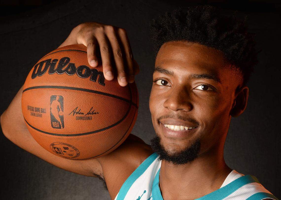Charlotte Hornets Brandon Miller broke down film with his teammates while he was out with a wrist injury. 