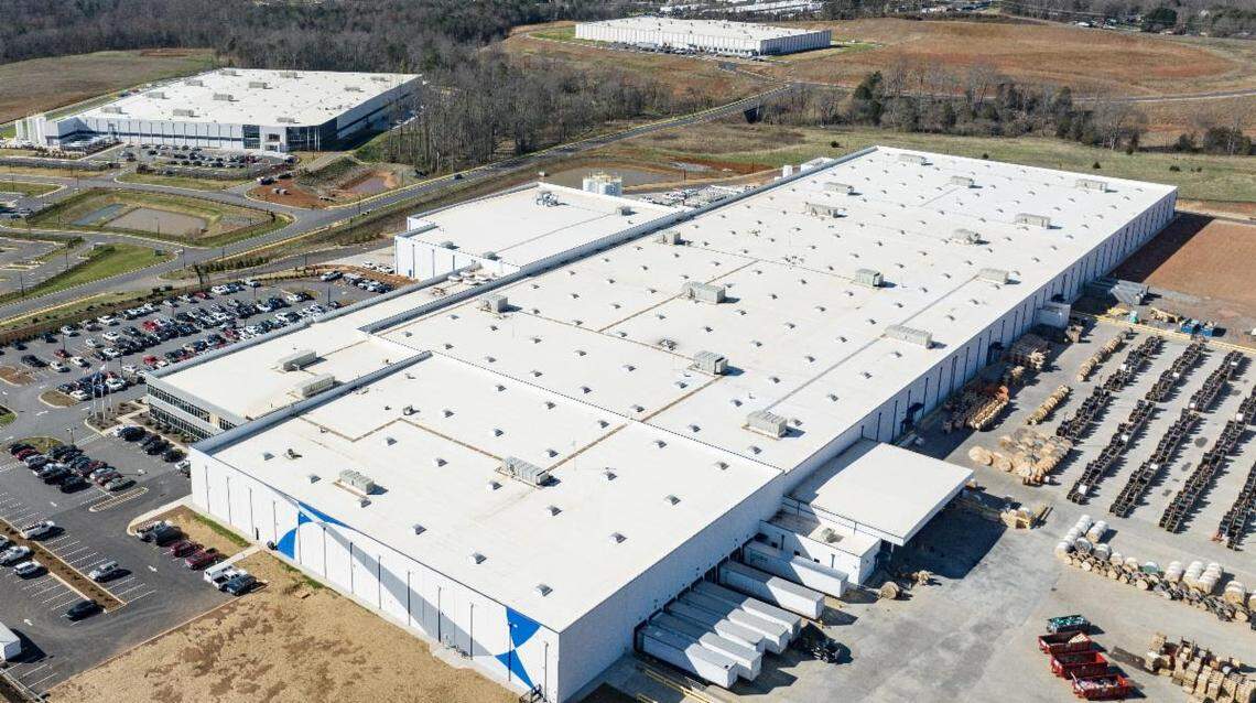 Corning Optical Communications LLC is expanding its manufacturing operations in Hickory, with plans to hire at least 132 people and invest between $170 million to $268 million in the move.