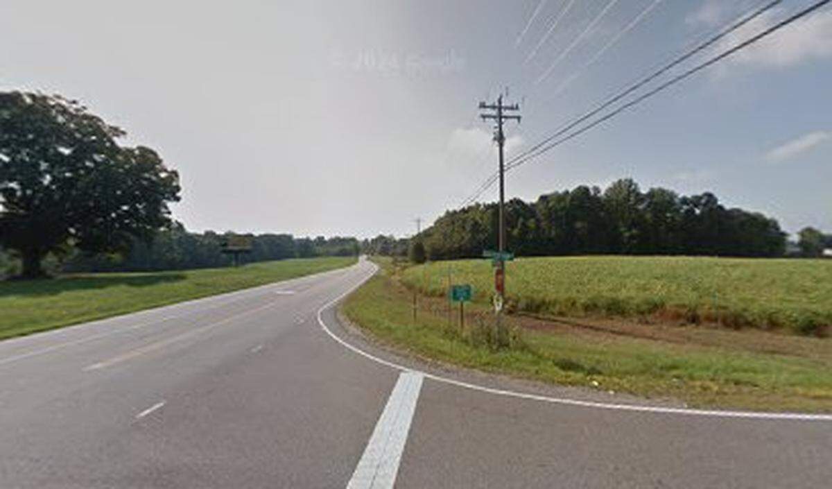 Active farmland surrounds the intersection of Coddle Creek Highway (N.C. 3) and Kistler Farm Road in east Mooresville in this Google Street View photo from September 2012.