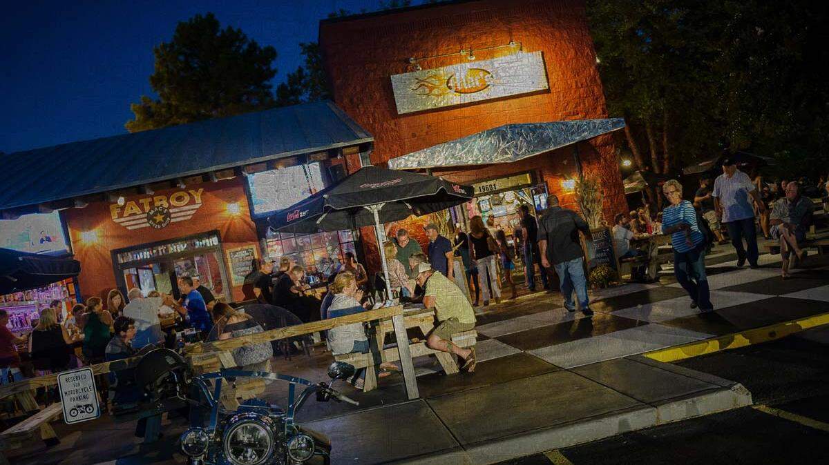 The Lake Norman location of Mac’s Speed Shop won’t close this month after all ahead of its new Mooresville location opening in spring next year.