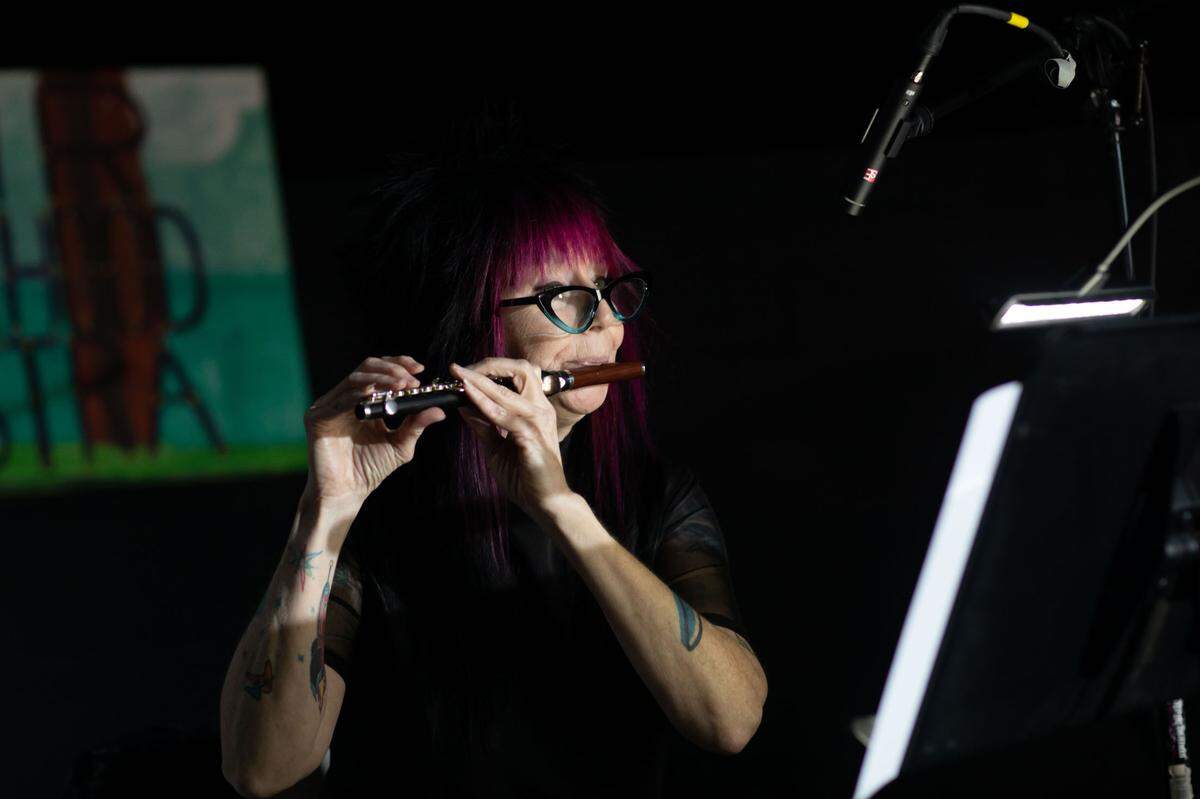 Jill O’Neill plays the piccolo.