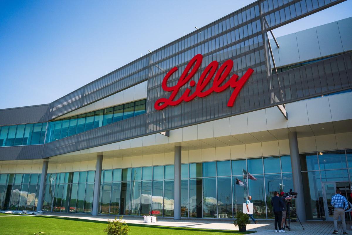 The new Eli Lily Pharma manufacturing site is at the site of the old Philip Morris building in Concord. The plant will produce injectable medicines and delivery devices to help Eli Lily keep pace with current demand and expected future demand.