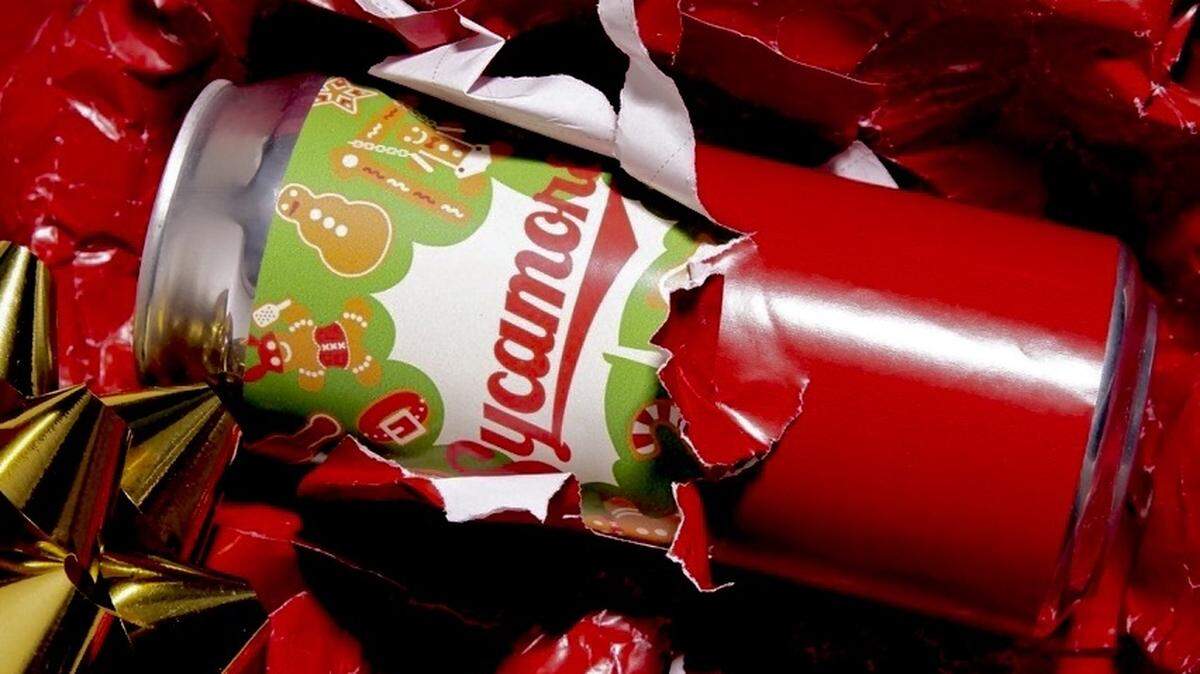 After causing a stir with its labeling last year, Sycamore Brewing is showcasing more suggestive gingerbread figures on its Christmas Cookie Winter Ale 2020 label.