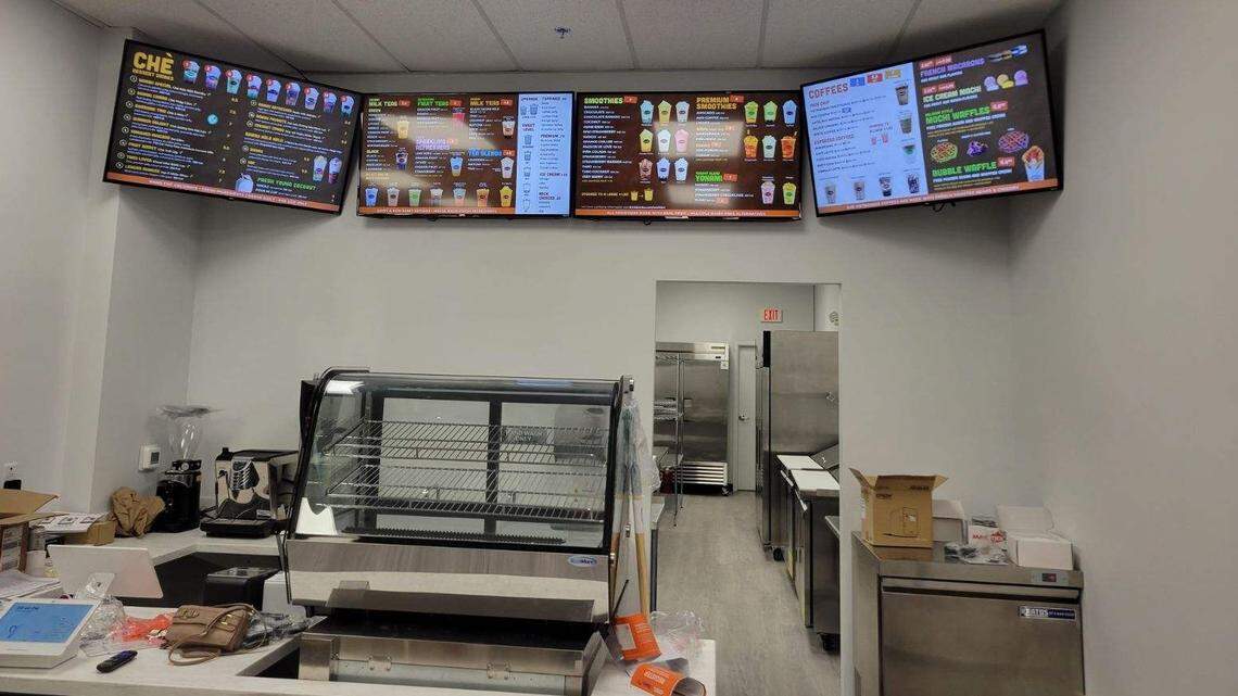 Bambu offers drinks, snacks and desserts in Gastonia.