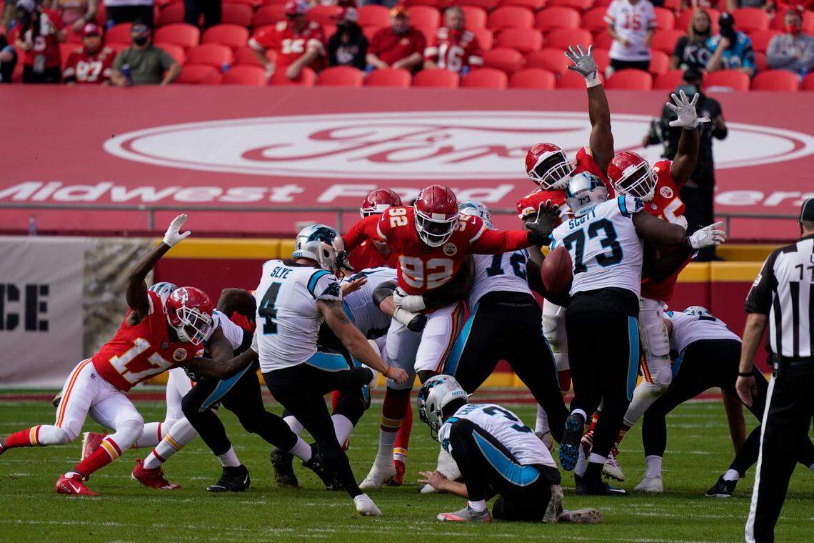 Carolina Panthers kicker Joey Slye (4) kicks a field goal against the Kansas City Chiefs during the first half of an NFL football game in Kansas City, Mo., Sunday, Nov. 8, 2020. (AP Photo/Jeff Roberson)