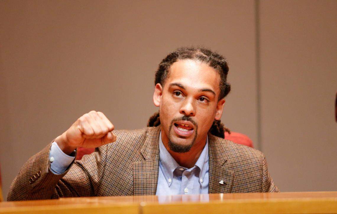 City Council member at large Braxton Winston gives his introductory speech during the Swearing-In Ceremony in Charlotte on Monday, December 4, 2017.