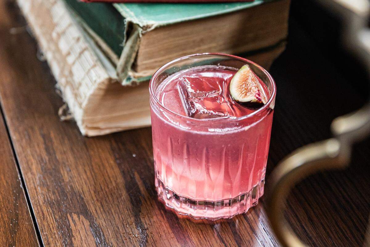 Beverage Director Mary Wilson of Little Mama’s shares how to make a Pretty in Pink vodka cocktail.