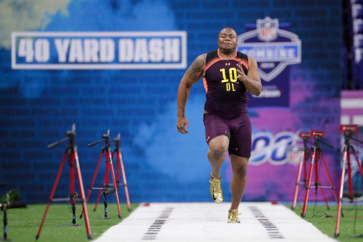 Clemson defensive lineman Dexter Lawrence hurt his quad during the 40-yard dash but hopes to fully recover by pro day on March 14.
