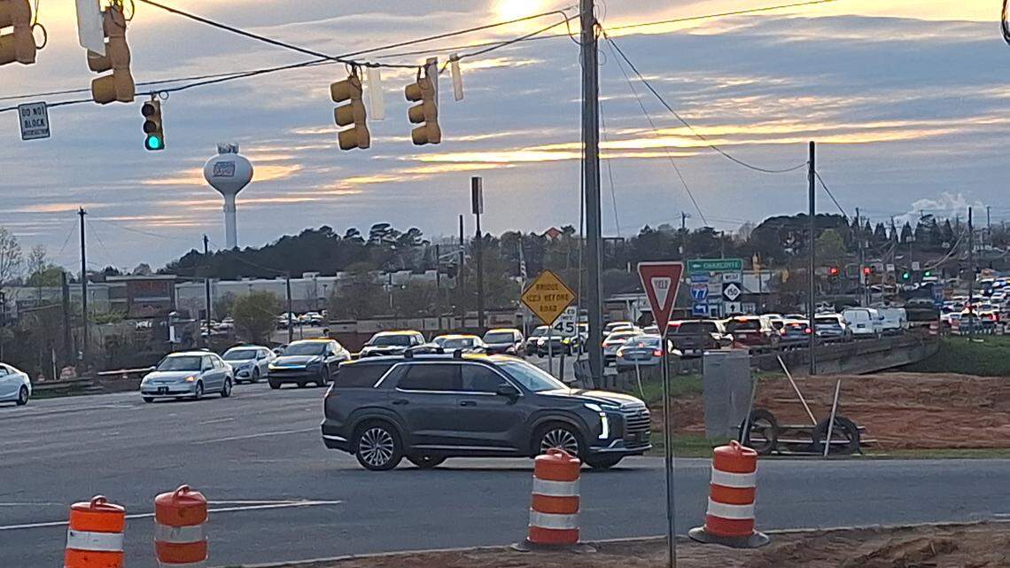 I-77 Lake Norman interchange ramp to close for $249M road widening, NCDOT says