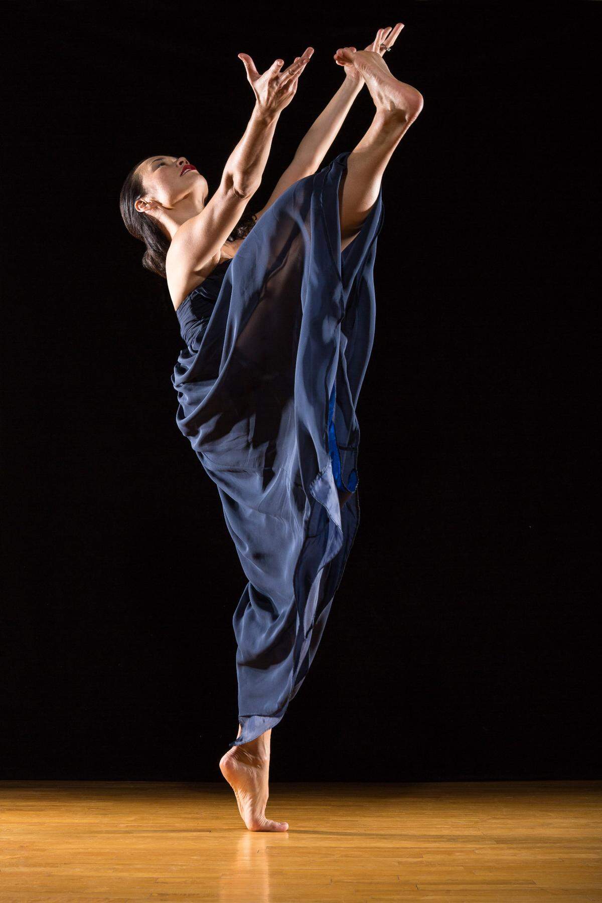 Kim Jones in a 2018 solo studio shot. Jones is an associate professor of dance at UNC Charlotte and founder/artistic director of Movement Migration, a Charlotte-based collective of professional dancers schooled in ballet and modern dance.