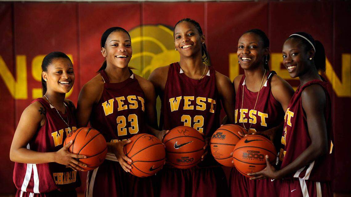 Who are the best high school basketball players, teams of the last 40 years? We tell you.