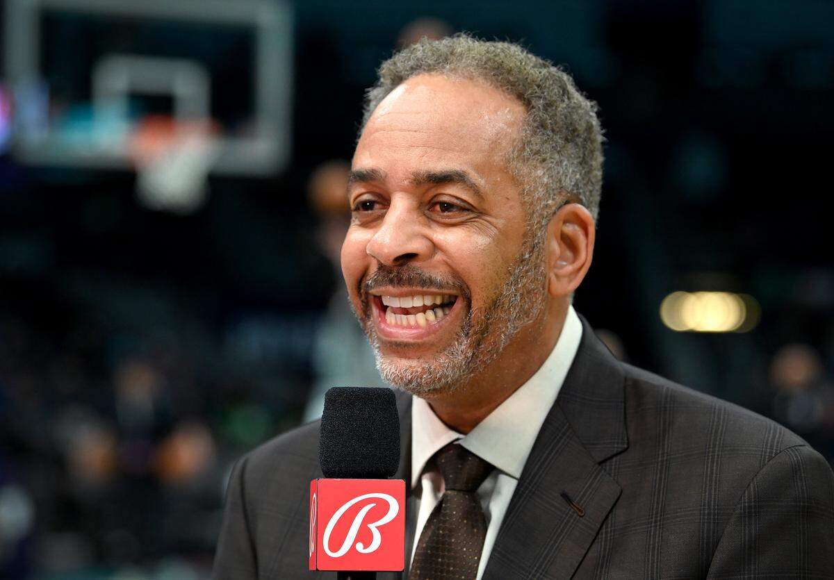 Charlotte Hornets color commentator Dell Curry does a pregame segment for the team’s game against the Boston Celtics on March 9, 2022. 
