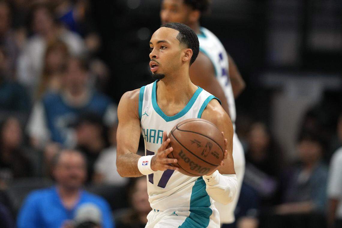 Charlotte Hornets guard Amari Bailey (17) handles the ball against the San Antonio Spurs during summer league play.
