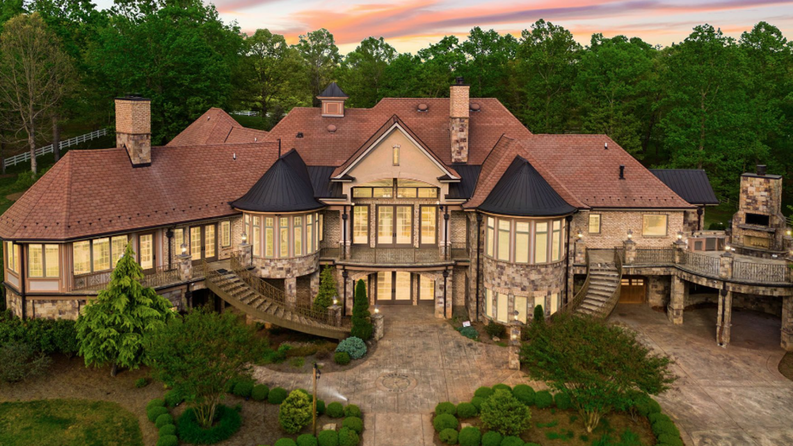 See NC mansion that sold for record price in hometown of legendary NASCAR track