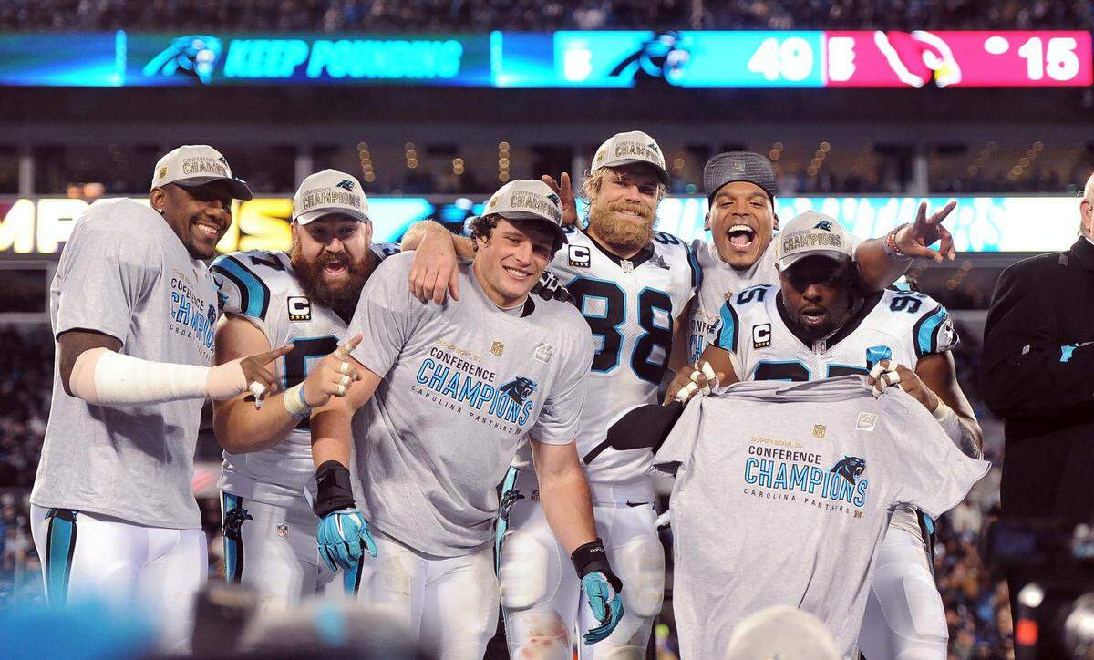 Panthers celebrate following the team’s 49-15 victory over the Arizona Cardinals in the NFC Championship game at Bank of America Stadium Sunday, January 17, 2016.