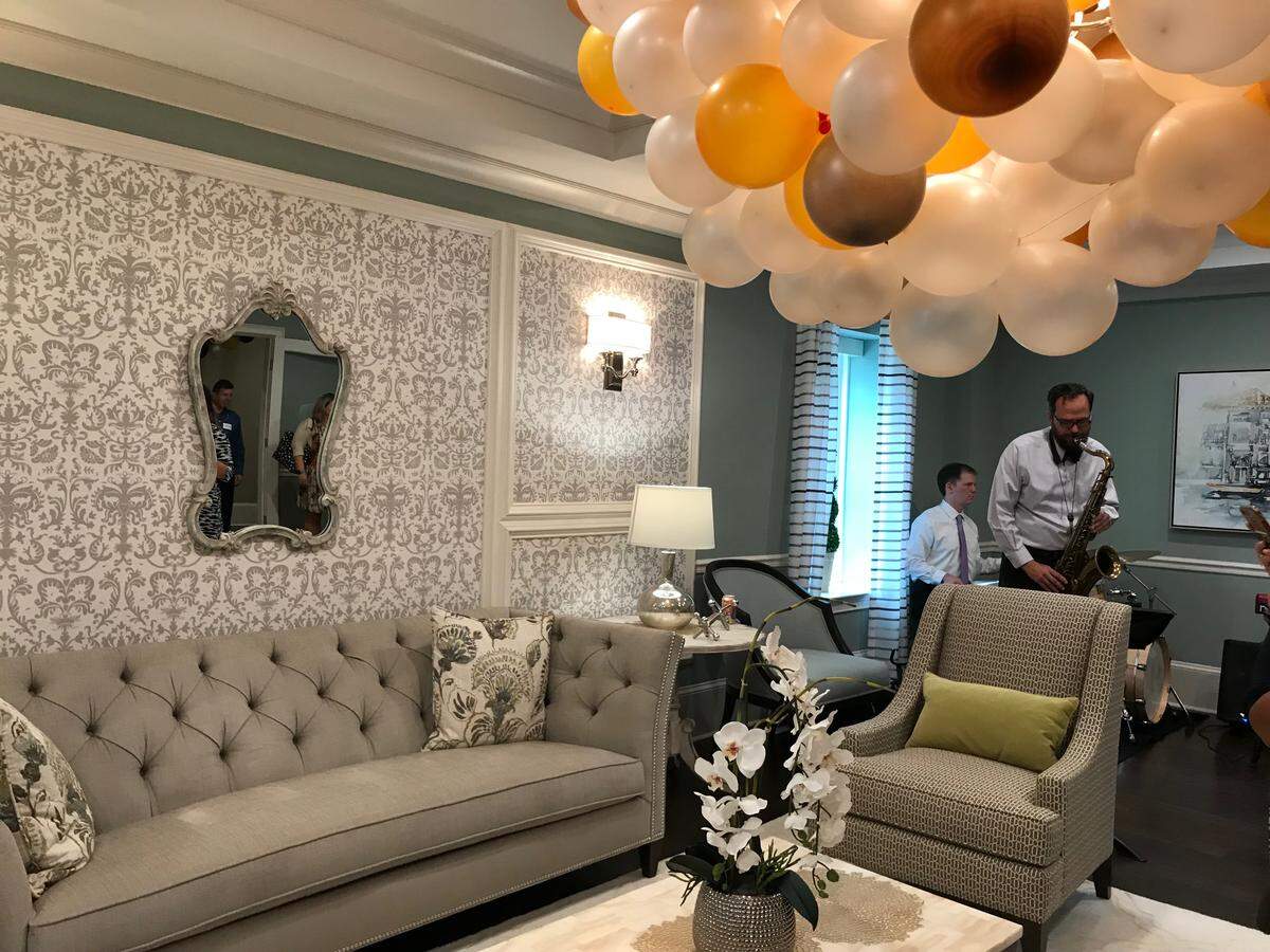 A lounge area in the 511 Queens apartment building.