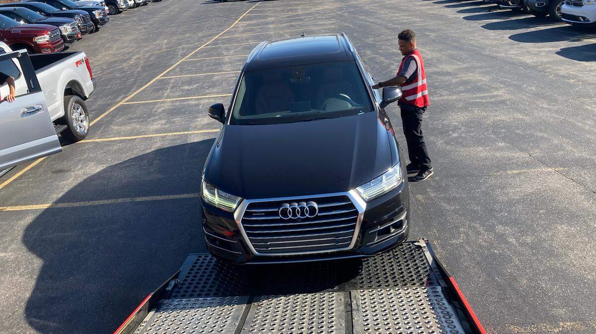 Vroom, with headquarters in New York and Texas, is extending its reach in the Charlotte area through its Statesville hub.