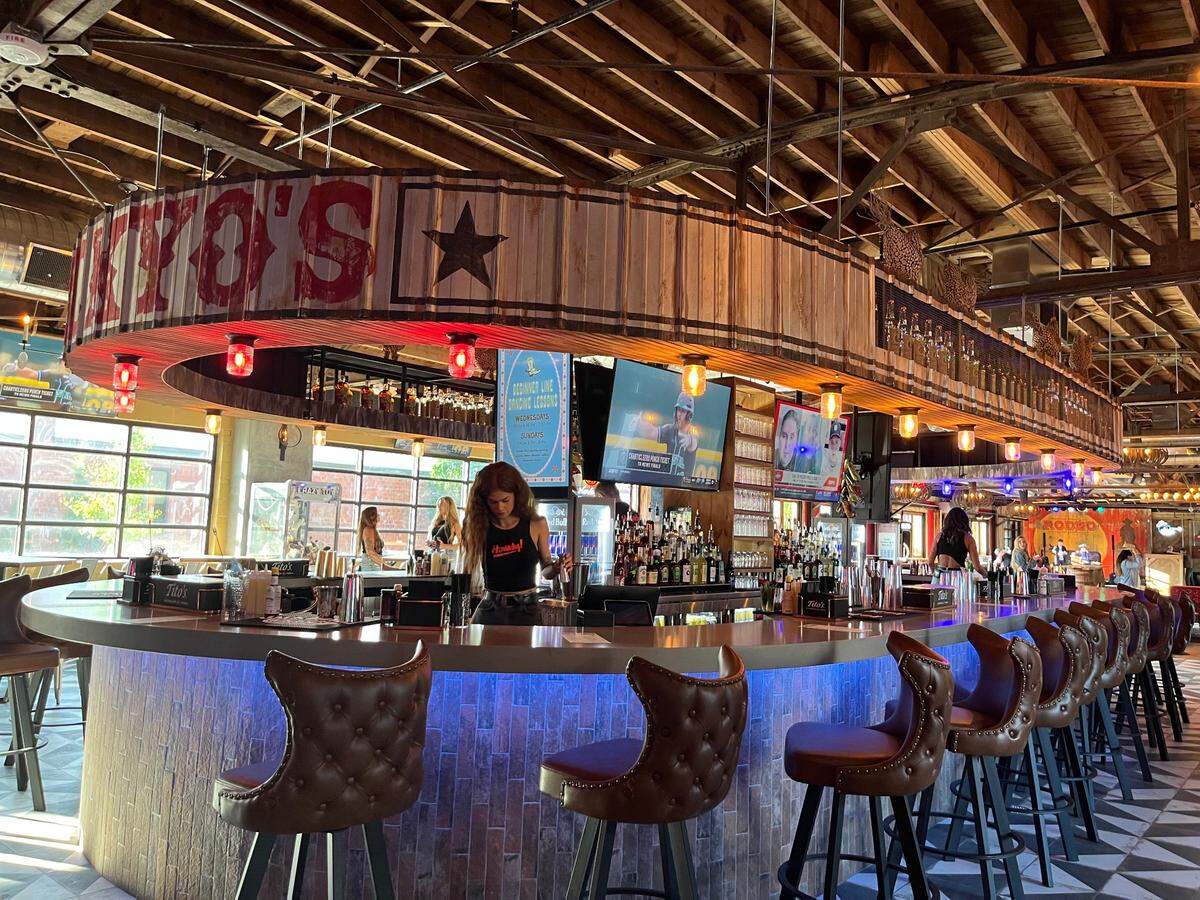 The bar takes center stage at Nickyo’s Rodeo.