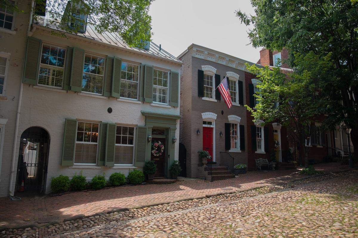 Captain’s Row in Old Town Alexandria.