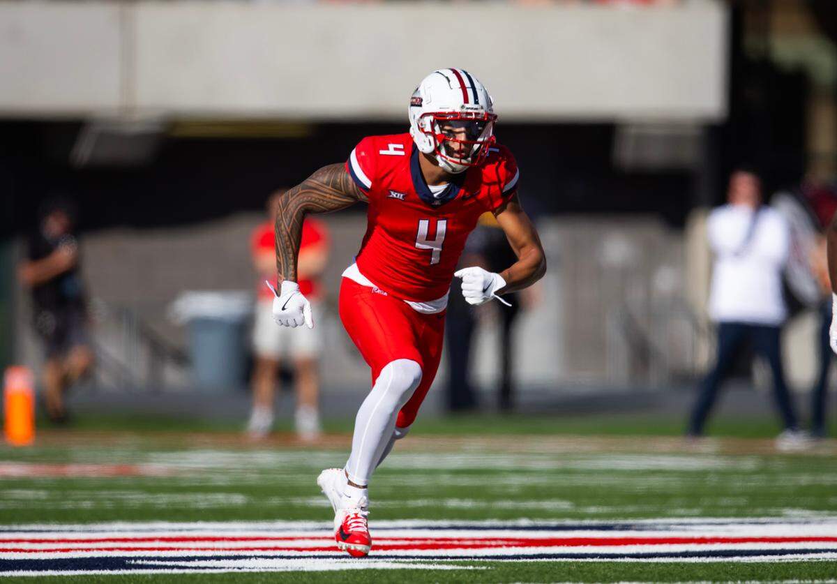 Arizona Wildcats wide receiver Tetairoa McMillan (4) against the Colorado Buffaloes last season at Arizona Stadium. Mark J. Rebilas-Imagn Images