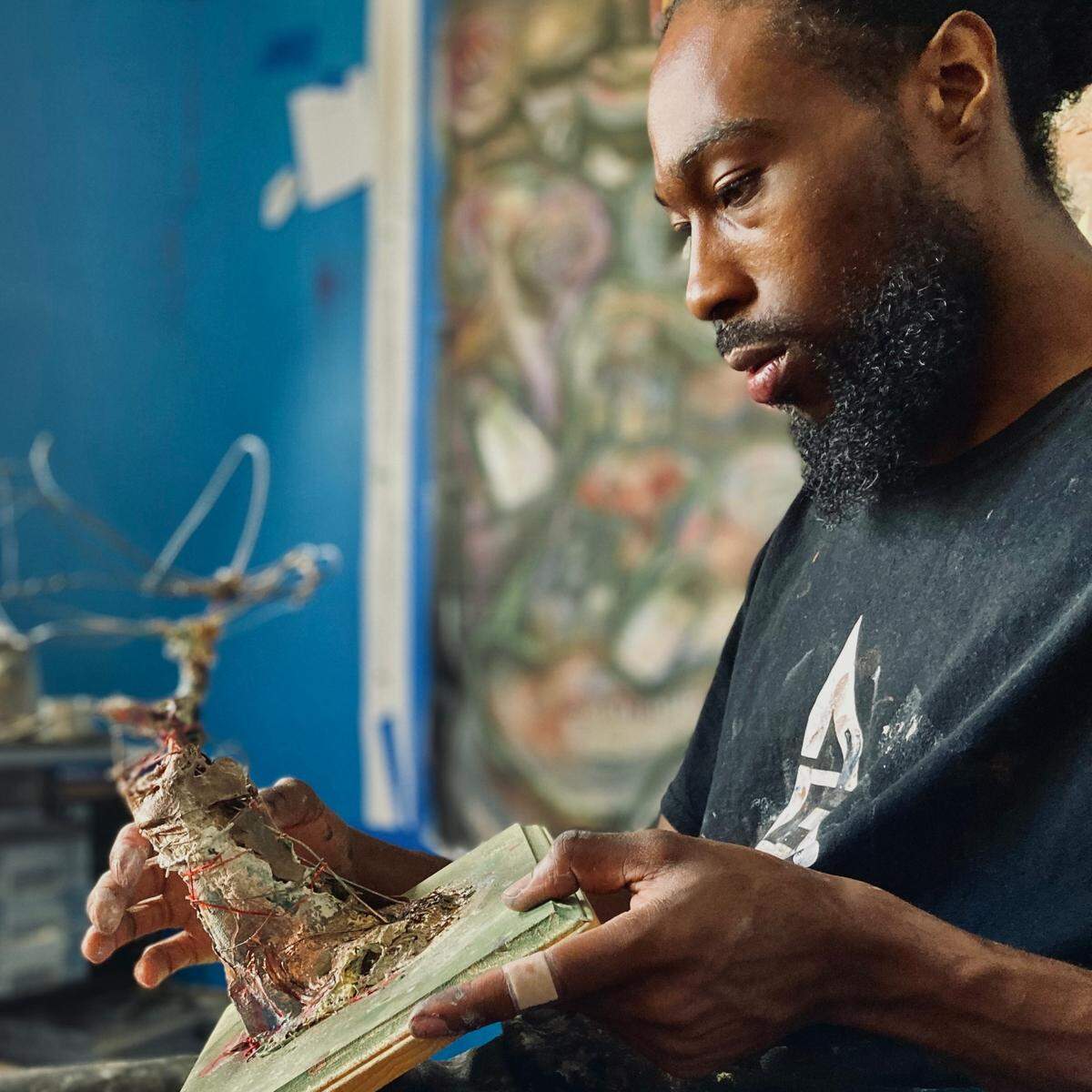 Gil Horne, Jr. has added multimedia and 3-D projects to his work, and is pursuing collaborations in fashion with his wife, fiber artist Temia Horne.