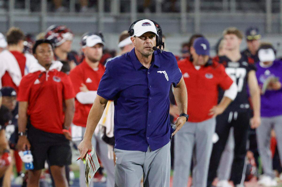 FAU head coach Tom Herman on the sidelines during the Nov. 1 game against USF at FAU Stadium. Reinhold Matay-Imagn Images