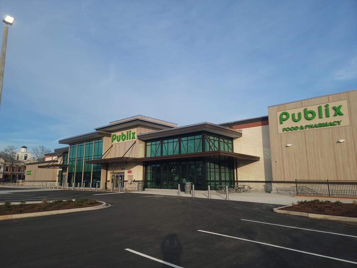 Publix Super Market, based in Florida, will open its 24th store in the Charlotte region at Quail Commons, 11525 Carmel Commons Blvd.