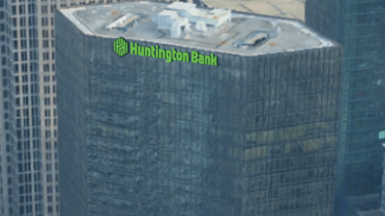 Huntington National Bank adding name to Charlotte skyline, expanding regional HQ