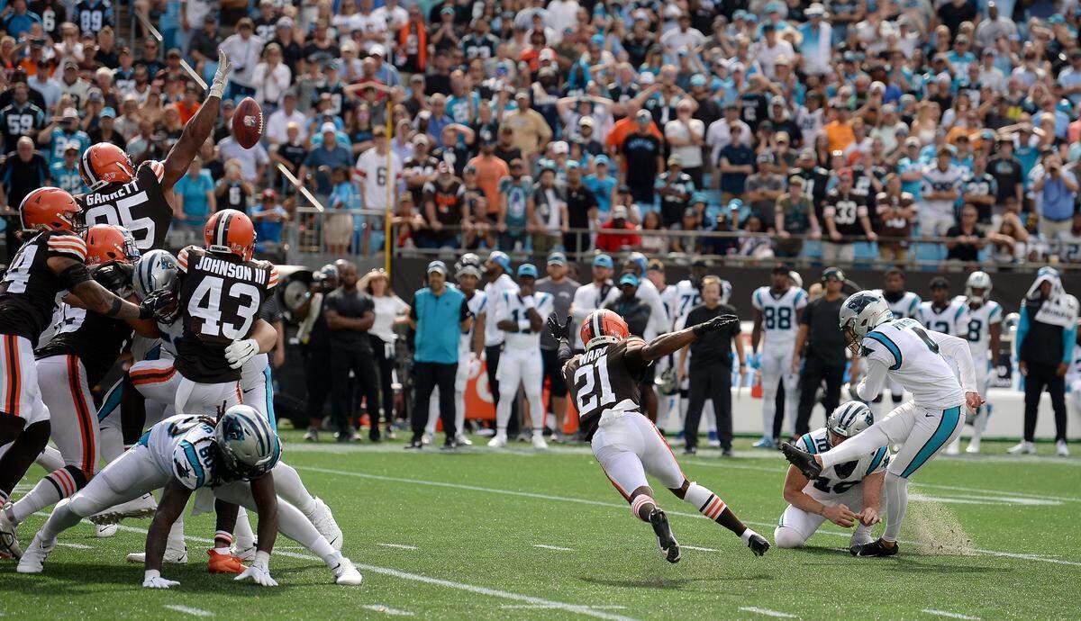 Carolina Panthers kicker Eddy Pineiro kicks a field goal to give the Panthers the lead during over the Cleveland Browns during fourth quarter action at Bank of America Stadium on Sunday, September 11, 2022.